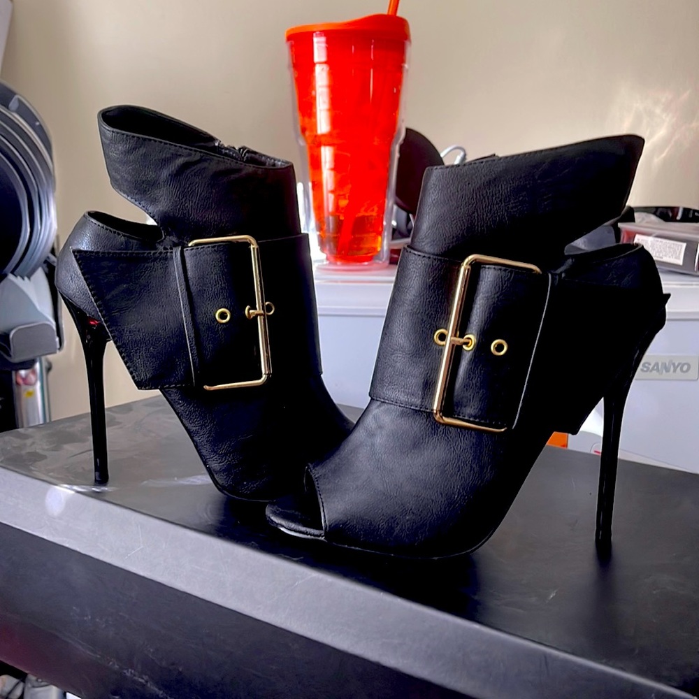 Ankle Bootie brand-new in box
